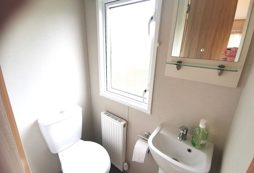 ホテル Camping Pods Sand Le Mere