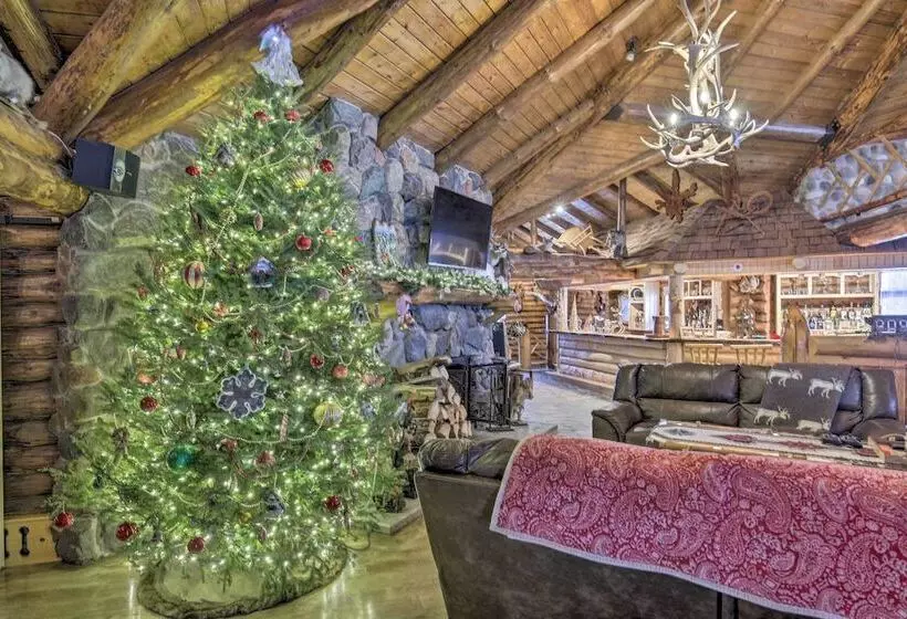 Ironwood  Superior Home  ~ 4 Mi To Big Powderhorn!