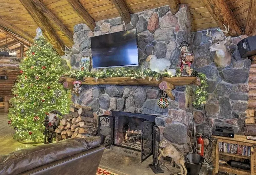 Ironwood  Superior Home  ~ 4 Mi To Big Powderhorn!