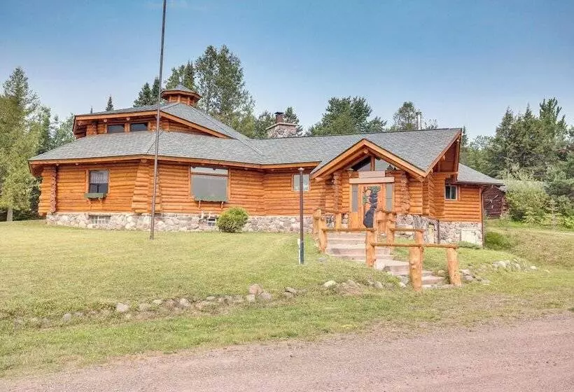 Ironwood  Superior Home  ~ 4 Mi To Big Powderhorn!