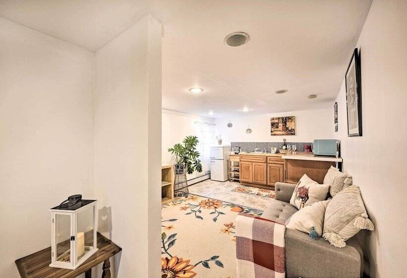 Island Park Couple S Escape ~ 1 Mi To Beach!