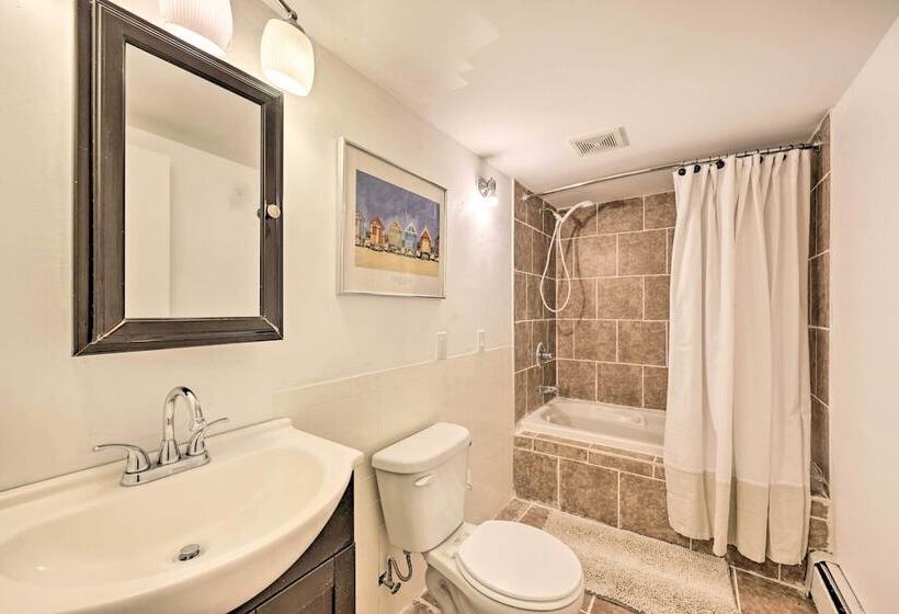 Island Park Couple S Escape ~ 1 Mi To Beach!