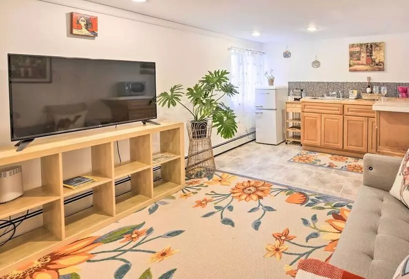 Island Park Couple S Escape ~ 1 Mi To Beach!