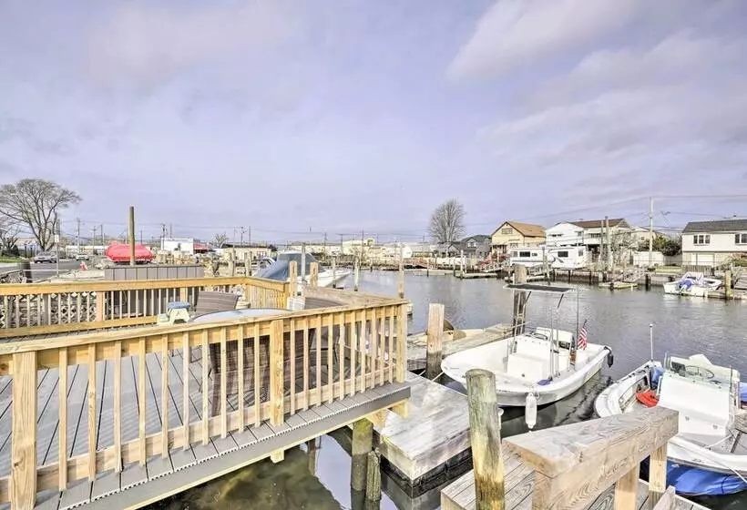 Island Park Couple S Escape ~ 1 Mi To Beach!