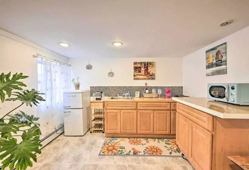 Island Park Couple S Escape ~ 1 Mi To Beach!