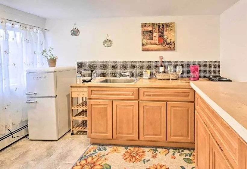 Island Park Couple S Escape ~ 1 Mi To Beach!