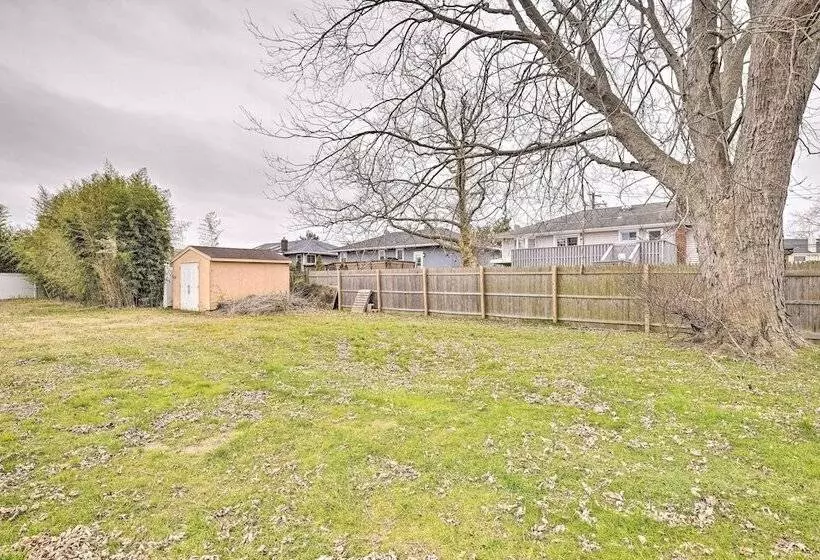 Island Park Couple S Escape ~ 1 Mi To Beach!