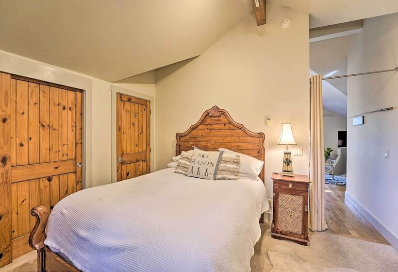 Ketchum Couple S Retreat: 1 Mi To Sun Valley!