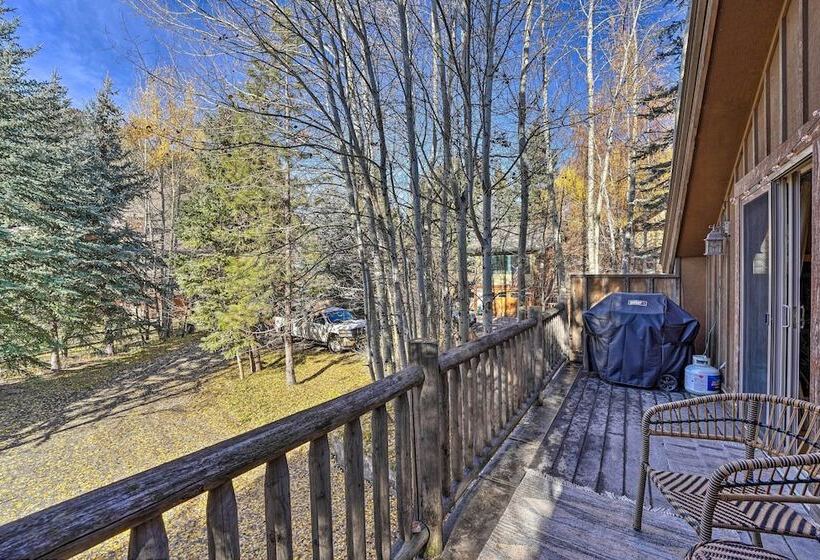 Ketchum Couple S Retreat: 1 Mi To Sun Valley!