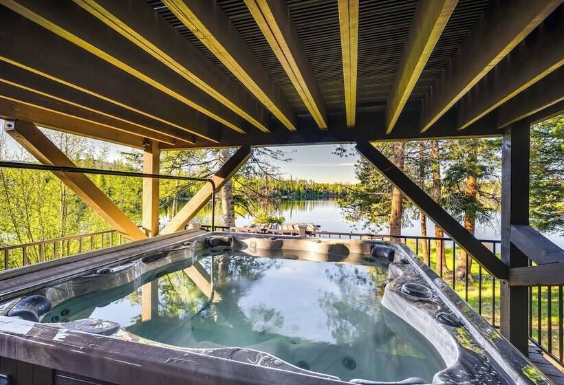 Hot Tub & Mtn Views: Waterfront Grand Lake Cabin!