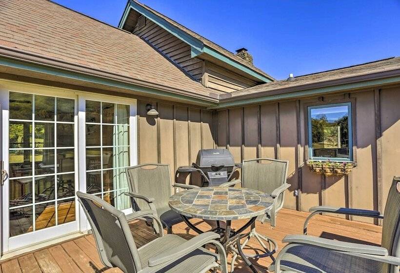 Lovely Pet Friendly Flat Rock Cabin From 1905