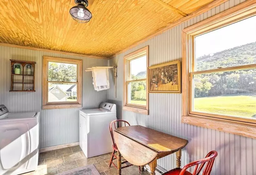 Lovely Pet Friendly Flat Rock Cabin From 1905