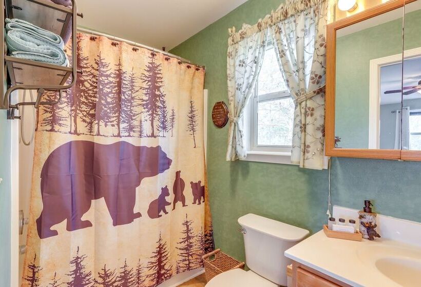 Peaceful Cabin Retreat   9 Mi To Murphy!