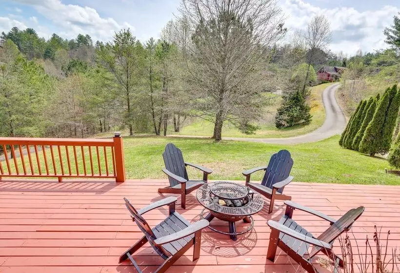 Peaceful Cabin Retreat   9 Mi To Murphy!