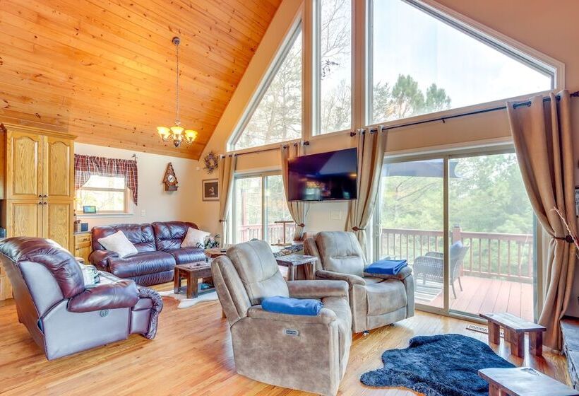 Peaceful Cabin Retreat   9 Mi To Murphy!