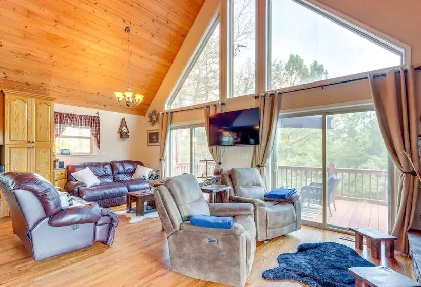 Peaceful Cabin Retreat   9 Mi To Murphy!