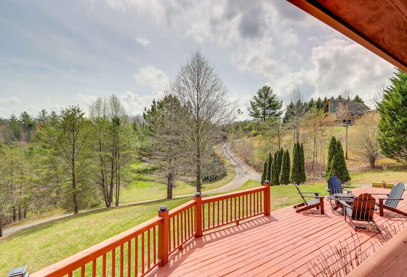 Peaceful Cabin Retreat   9 Mi To Murphy!