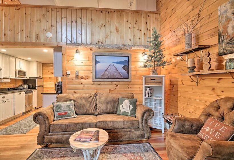 Pet Friendly Adirondack Cabin W/ On Site Lake