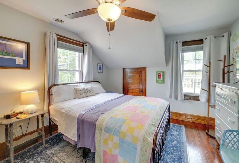 Pet Friendly Murph Landing 1 Mile To Wvu!