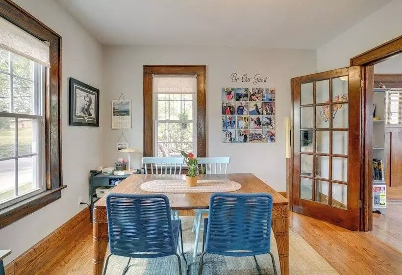 Pet Friendly Murph Landing   1 Mile To Wvu!