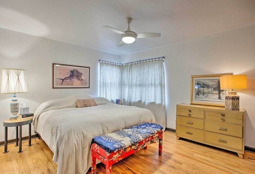 Pet Friendly River District Home W/ Fenced Yard