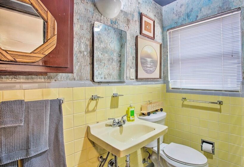 Pet Friendly River District Home W/ Fenced Yard