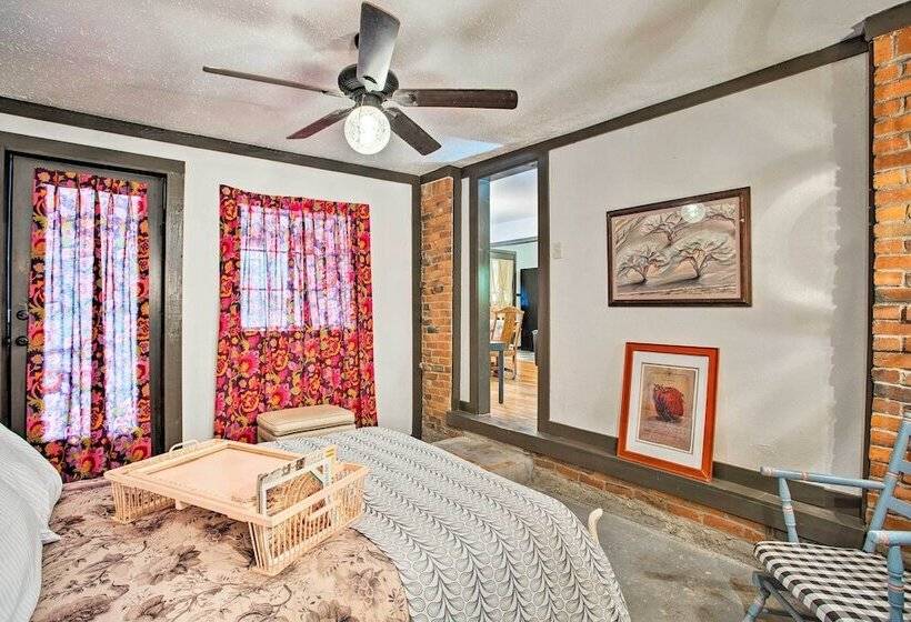 Pet Friendly River District Home W/ Fenced Yard