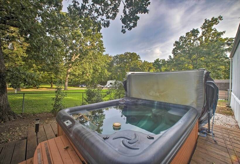Tranquil Grove Home W/ Hot Tub Near Grand Lake!