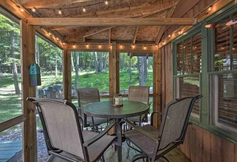 Quaint & Cozy Lake Cabin W/ Dock & Beach Access!