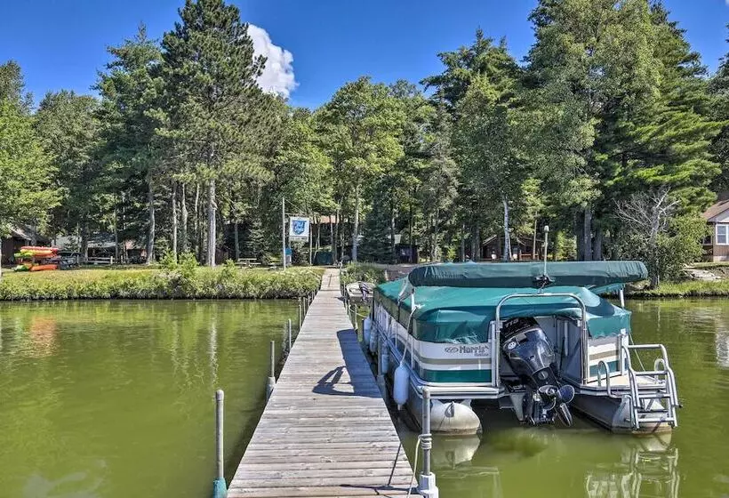 Quaint & Cozy Lake Cabin W/ Dock & Beach Access!