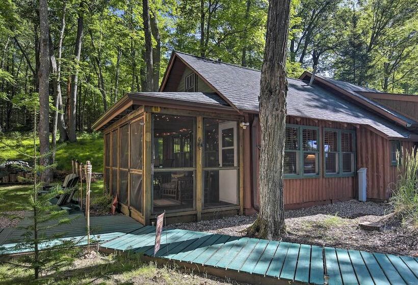 Quaint & Cozy Lake Cabin W/ Dock & Beach Access!