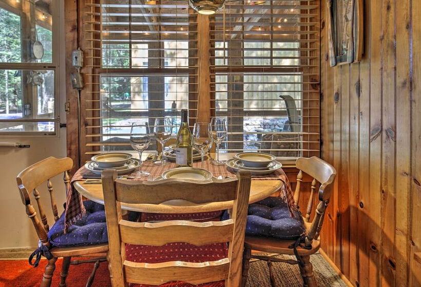 Quaint & Cozy Lake Cabin W/ Dock & Beach Access!