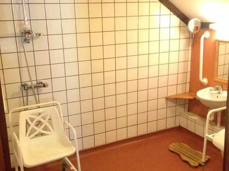 Relaxing Holidays In The Old Water Mill At Cwmiar