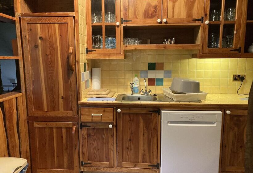 Relaxing Holidays In The Old Water Mill At Cwmiar