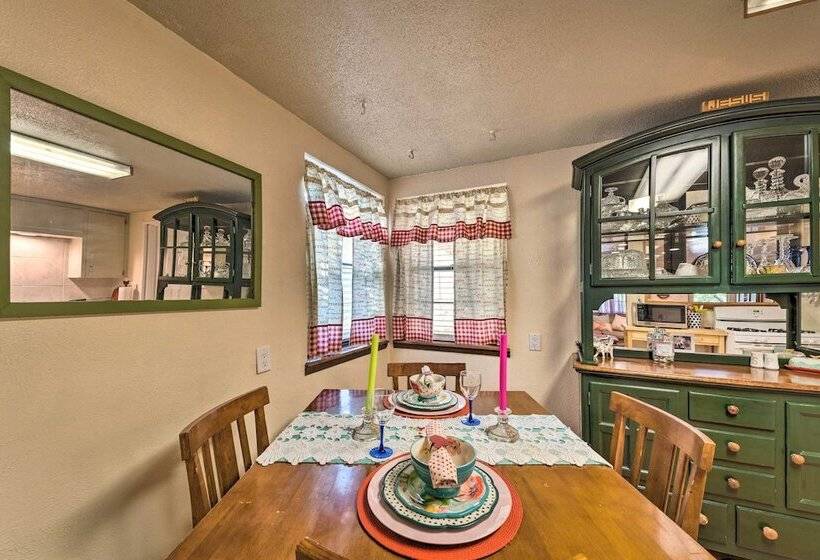 Pet Friendly Ruidoso Cabin W/ Hot Tub & Fire Pit