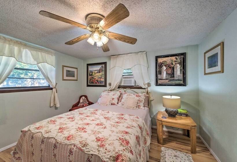 Pet Friendly Ruidoso Cabin W/ Hot Tub & Fire Pit