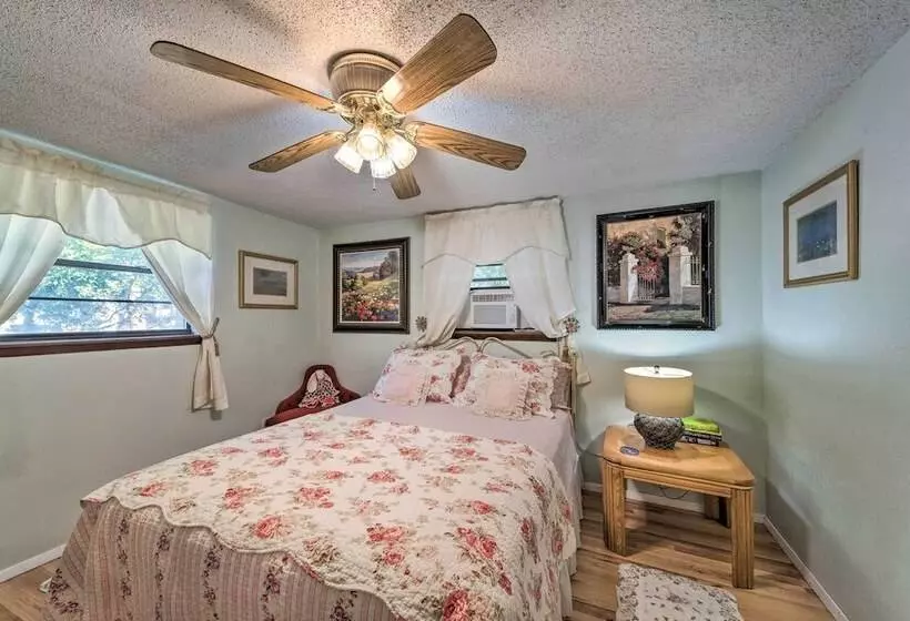 Pet Friendly Ruidoso Cabin W/ Hot Tub & Fire Pit