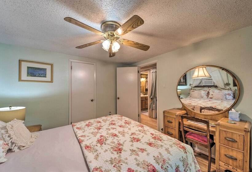 Pet Friendly Ruidoso Cabin W/ Hot Tub & Fire Pit