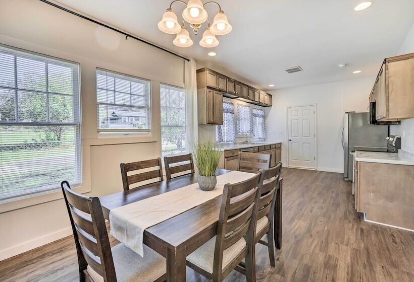 Renovated Birmingham Home ~ 2 Mi To Dtwn!