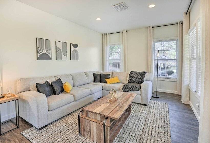 Renovated Birmingham Home ~ 2 Mi To Dtwn!