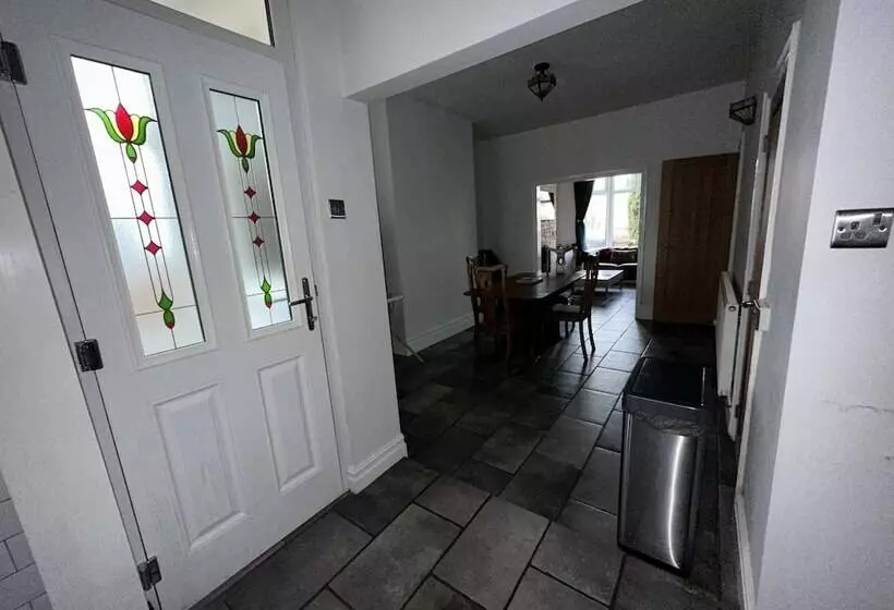 レジデンス 2bed   Garden Pets Freeparking M1connections