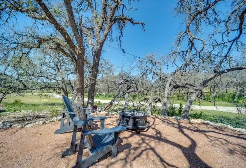 Rustic Chic Country Cabin   10 Mi To Main Street!