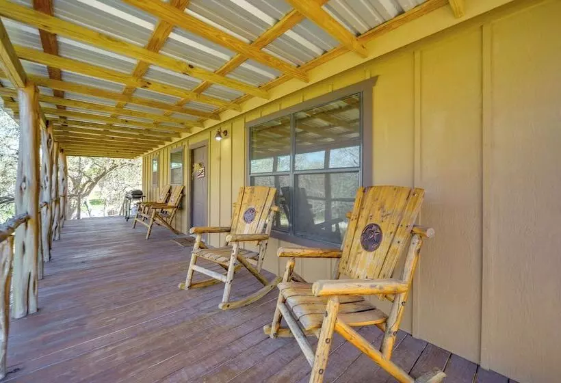 Rustic Chic Country Cabin   10 Mi To Main Street!