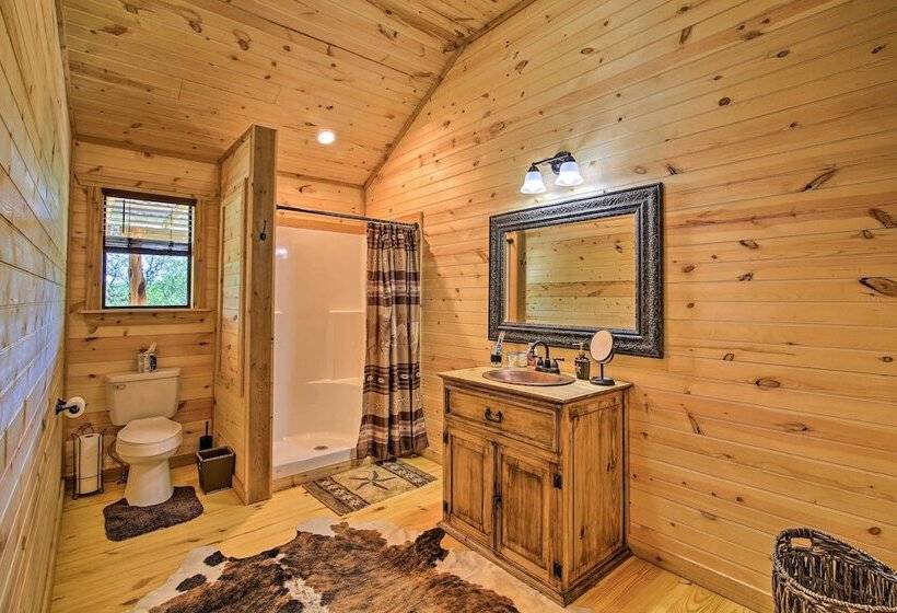 Rustic Chic Country Cabin 10 Mi To Main Street!