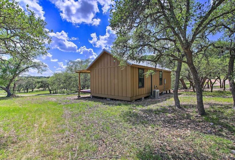 Rustic Chic Country Cabin 10 Mi To Main Street!