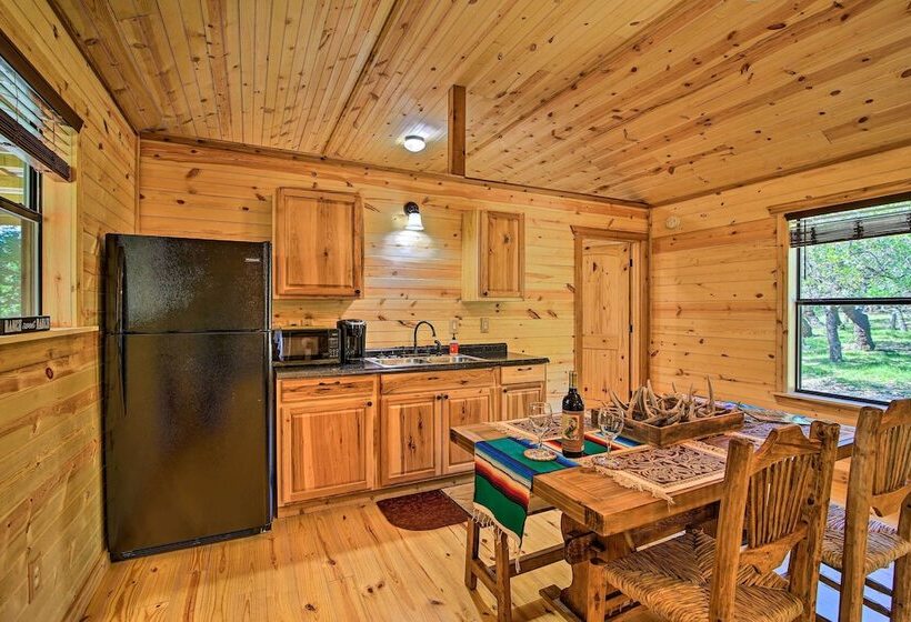 Rustic Chic Country Cabin 10 Mi To Main Street!