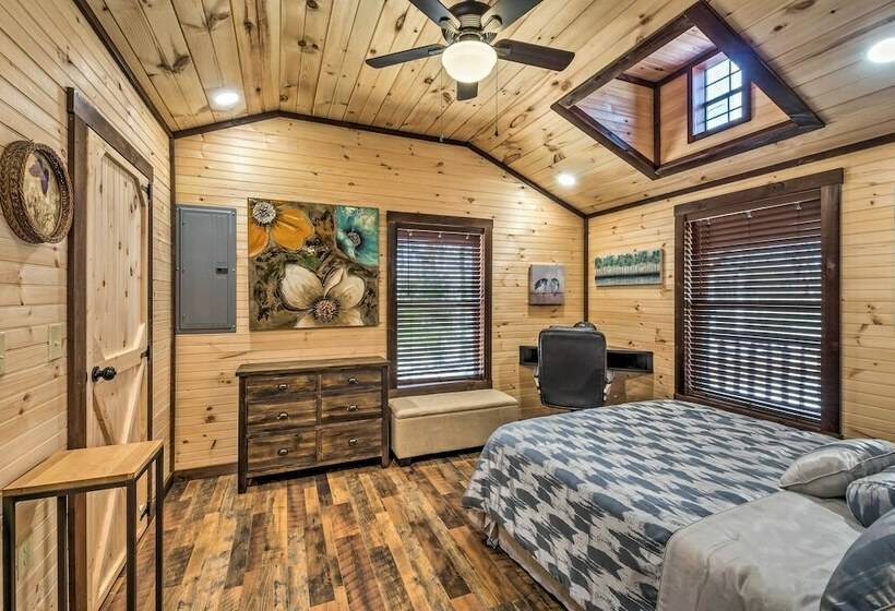 Somerset Cabin, Close To Lake Access!