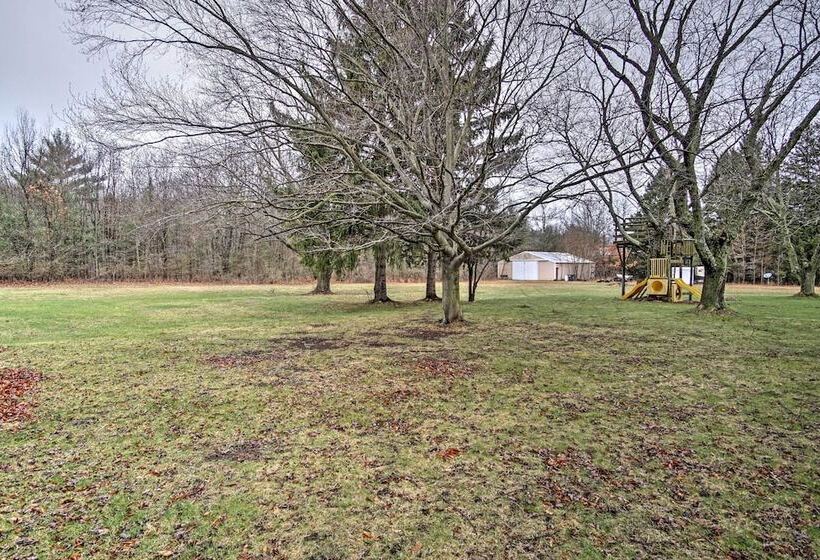 South Haven Home ~ 1 Mi To Lake Michigan!