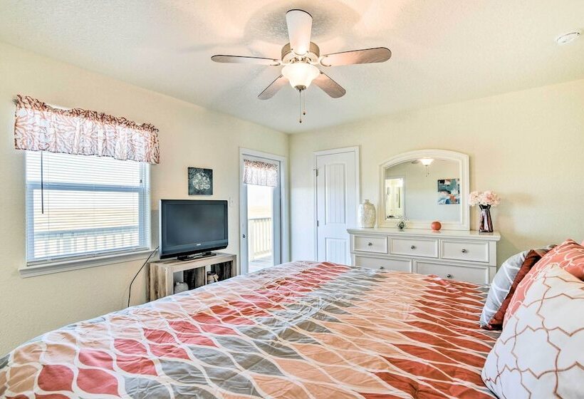 Surfside Beach House W/ Scenic Ocean Views & Deck!