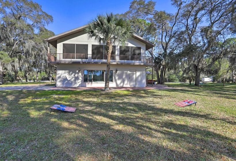 The Peacock Farm Largo Home + Outdoor Oasis!